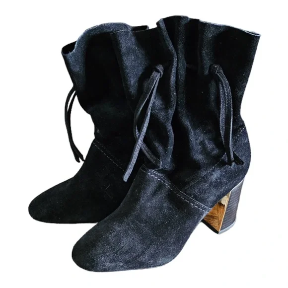 Tory Burch Shoes Tory Burch Gigi Suede Ankle Bootssize 55